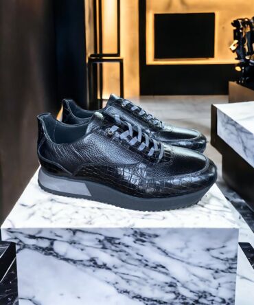 Кросівки шкіряні чорні Antuan