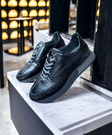 Кросівки шкіряні чорні Antuan