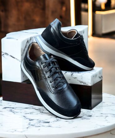 Кросівки шкіряні чорного кольору Tim