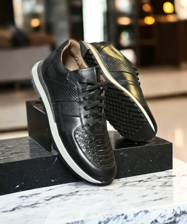 Кросівки шкіряні чорного кольору Luke