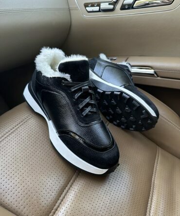 Кросівки жіночі шкіряні чорні Lucy