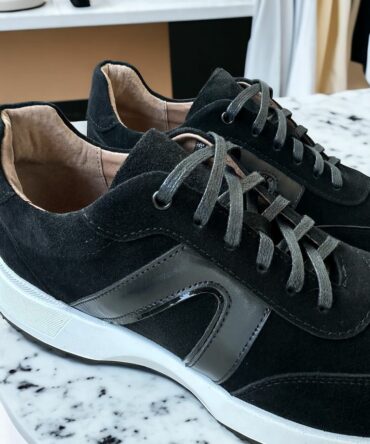 Кросівки замшеві чорні Garry