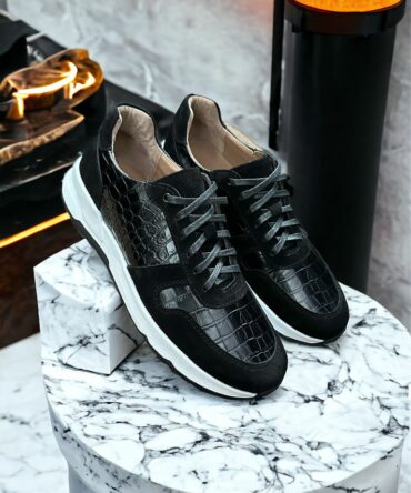 Кросівки чорні Richard