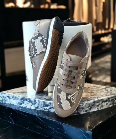 Кросівки чоловічі з пітоном бежеві Eli