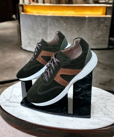 Кросівки замшеві темний хакі Garry