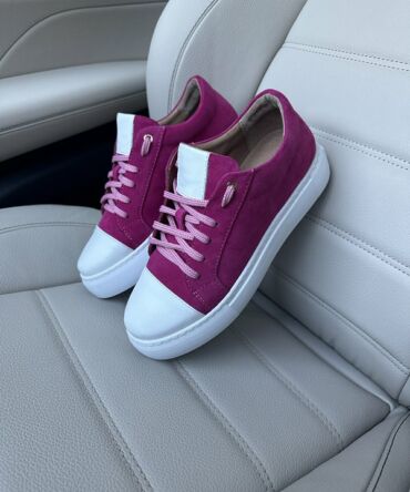 Кросівки жіночі малинові Maria