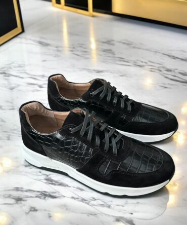 Кросівки чорні Richard