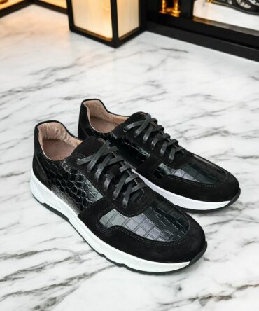 Кросівки чорні Richard