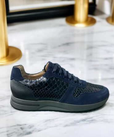 Кросівки з натуральним пітоном темно-сині Marco