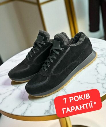 Кросівки чорні замшеві зимові Daniel