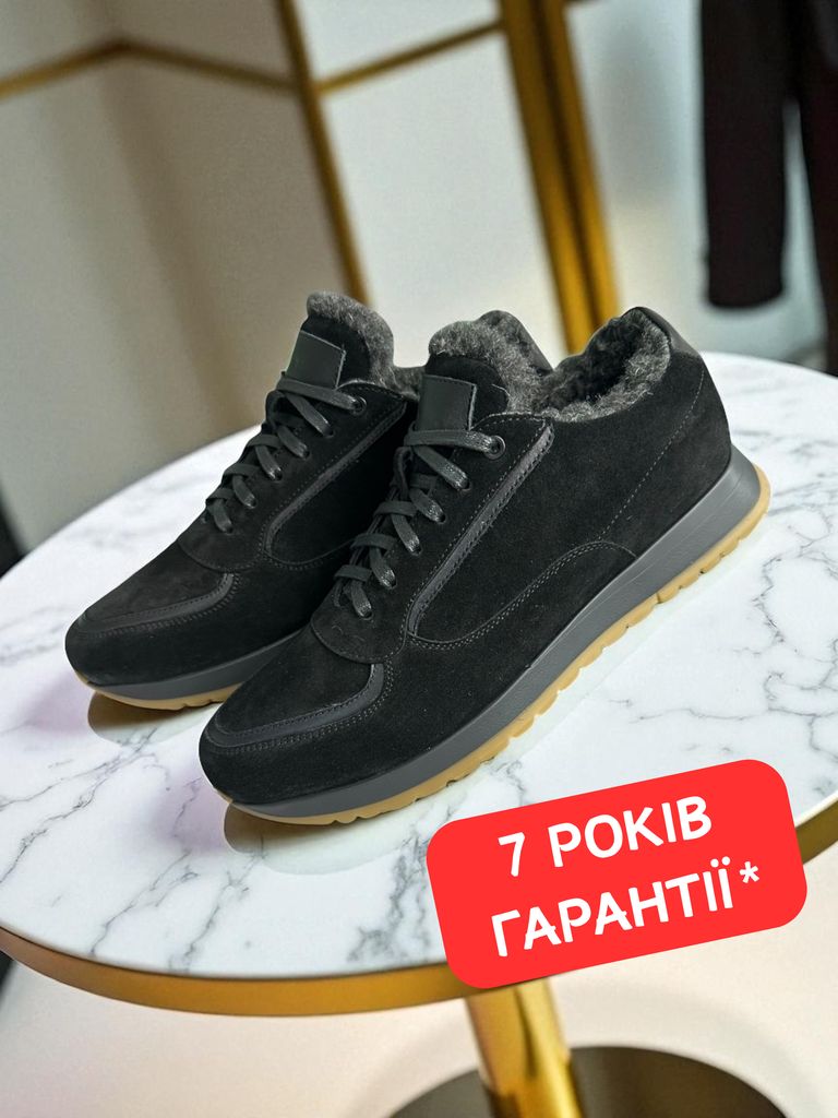 Кросівки чорні замшеві зимові Daniel Кросівки чорні замшеві зимові Daniel