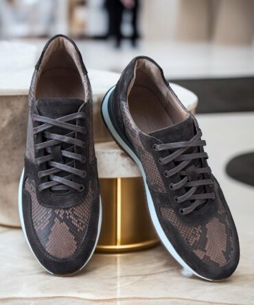 Кросівки з натуральним пітоном коричневі Ed