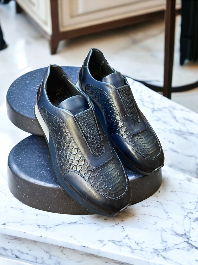 Сині чоловічі кросівки Brooks Сині чоловічі кросівки Brooks